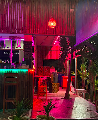 Food & Bar